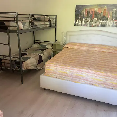 Nina House 3*